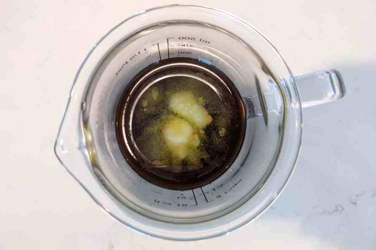 Olive Oil in Coffee Original Recipe, Taste Review & Don'ts