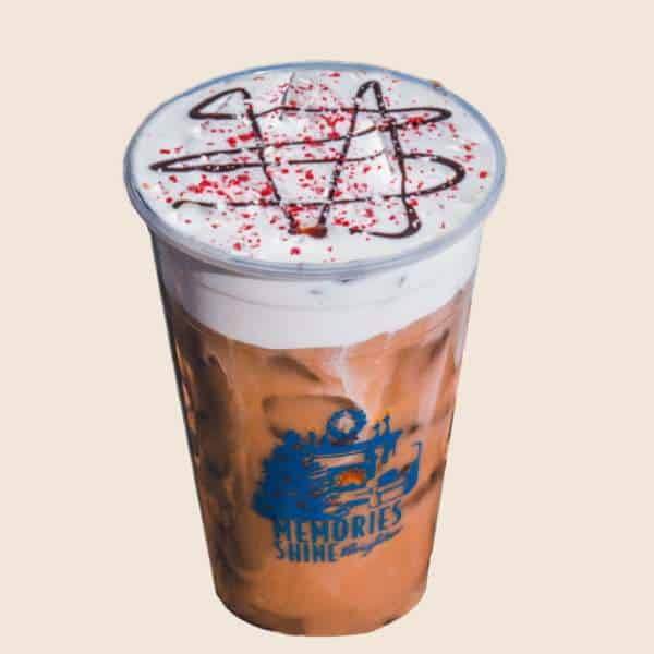 10 Dutch Bros Holiday Drinks (Orders To Try This Christmas!)