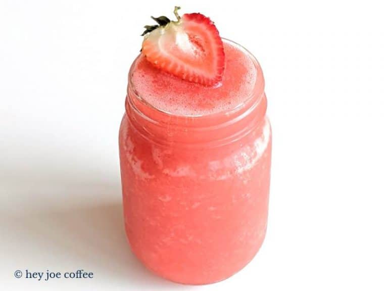 Homemade Starbucks Blended Strawberry Lemonade