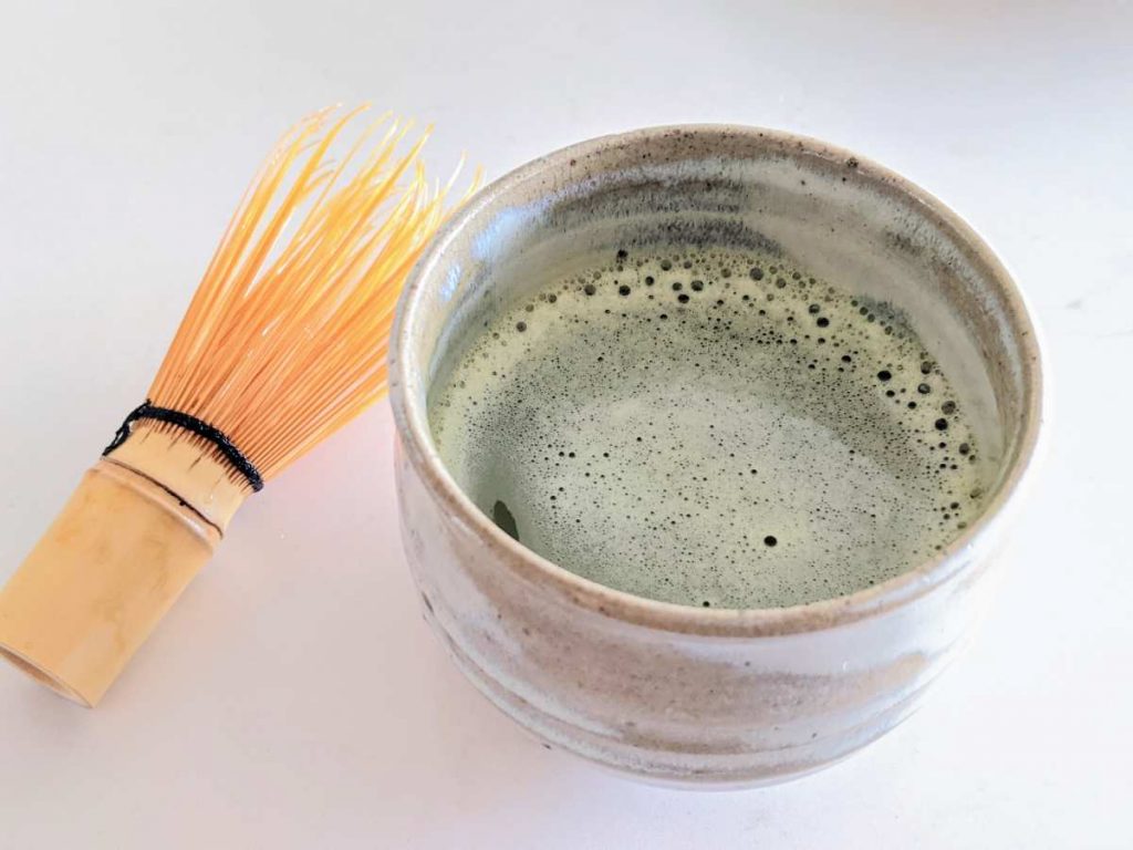 Making matcha green tea