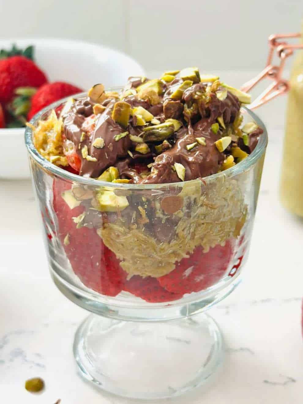 Dubai Chocolate Strawberry Cup Recipe
