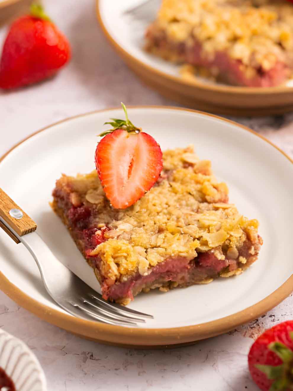 Strawberry Crumble Bars